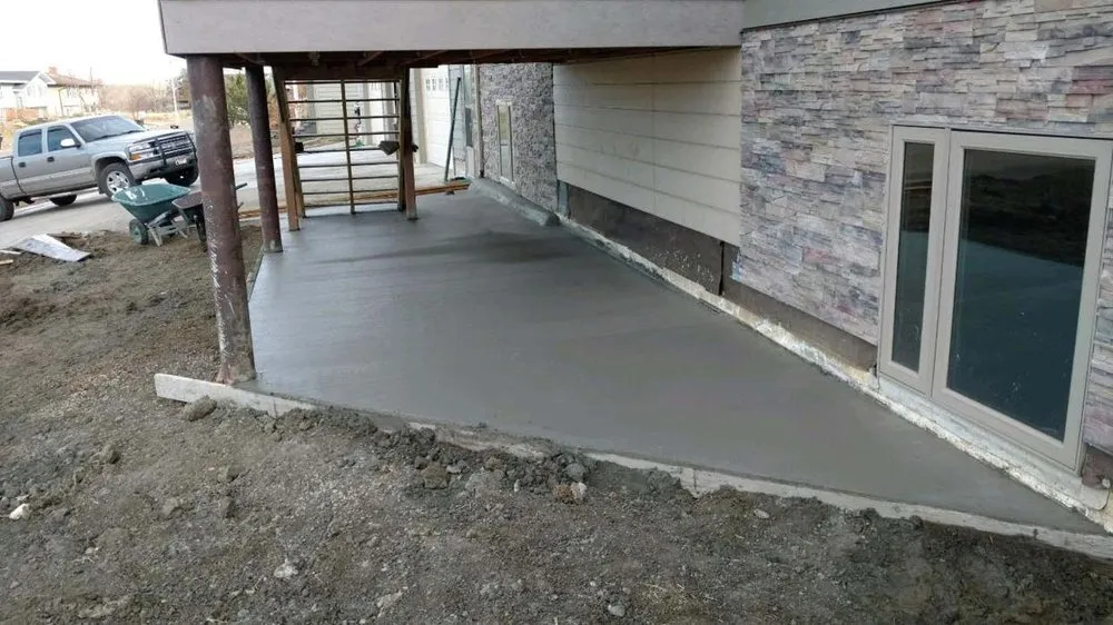 Slide of Vantage Construction