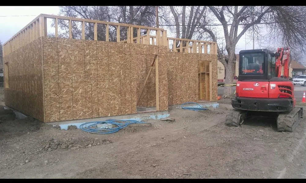 Slide of Vantage Construction