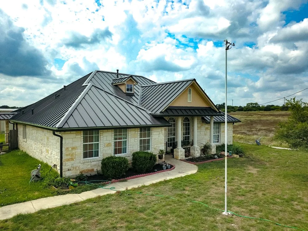 Slide of Vantage Roofing