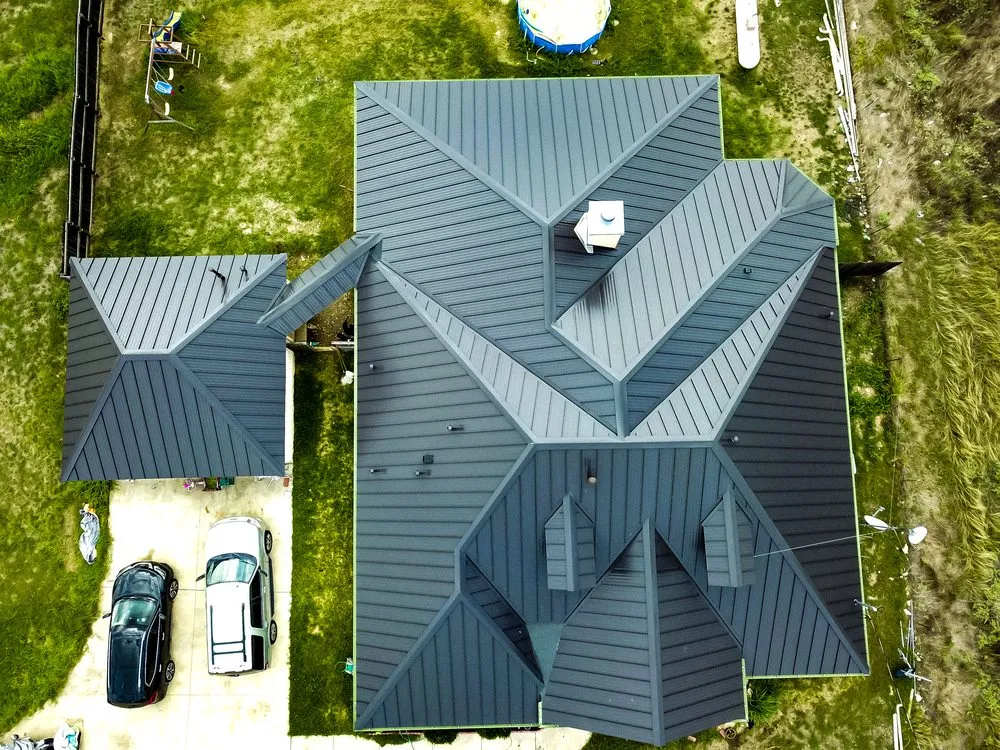 Slide of Vantage Roofing