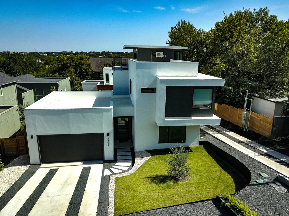 Slide of Vantage Roofing