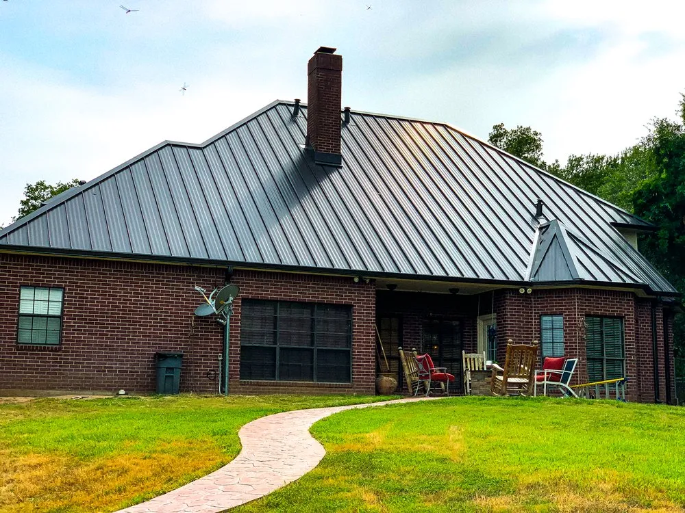 Slide of Vantage Roofing