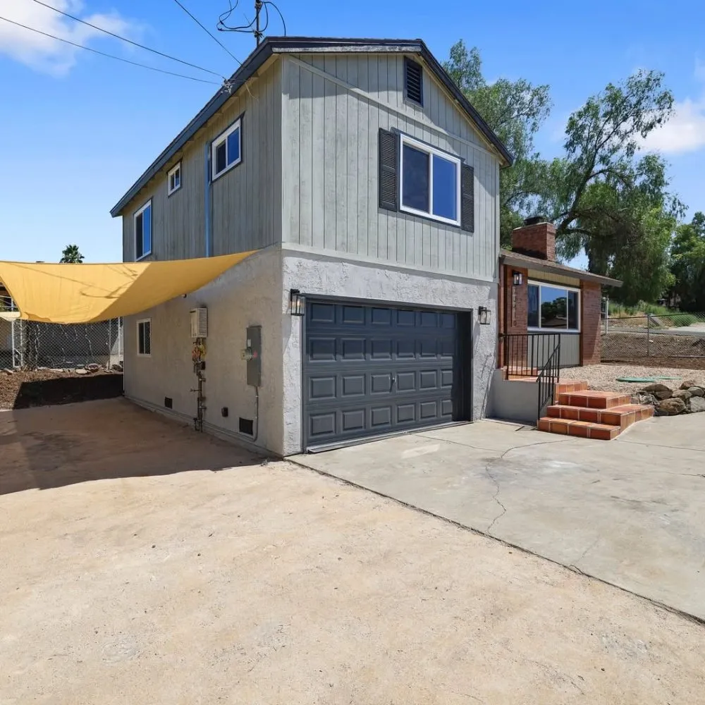 Slide of Var Construction