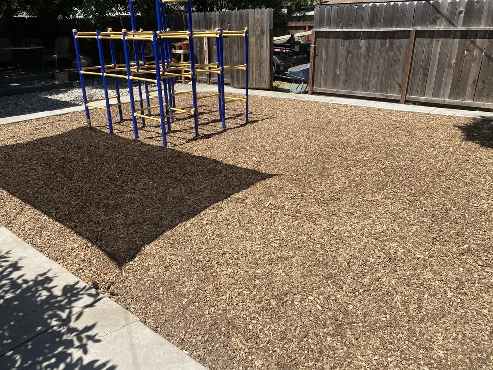 Slide of Vargas Construction & Handyman