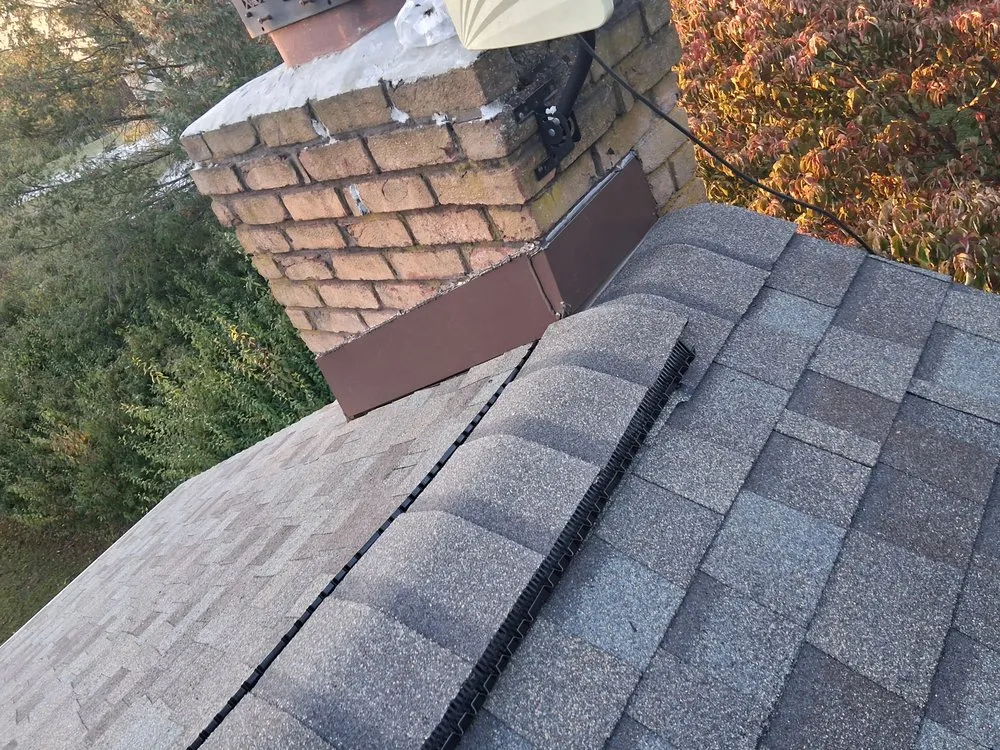 Trusted residential roofing service for homes in Ijamsville, MD by Vasqueisaiasrufin
