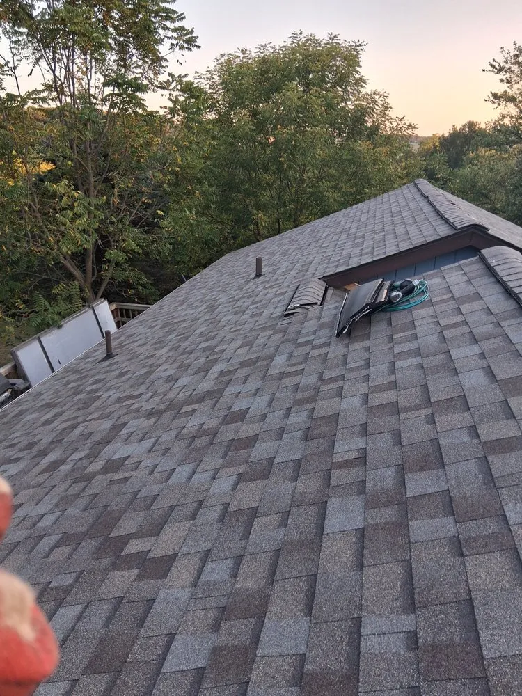 Top-rated roof repair in Ijamsville, MD by Vasqueisaiasrufin