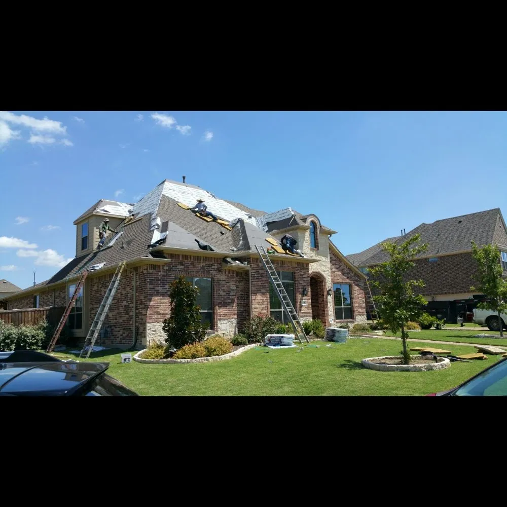 Slide of Vasquez Roofing