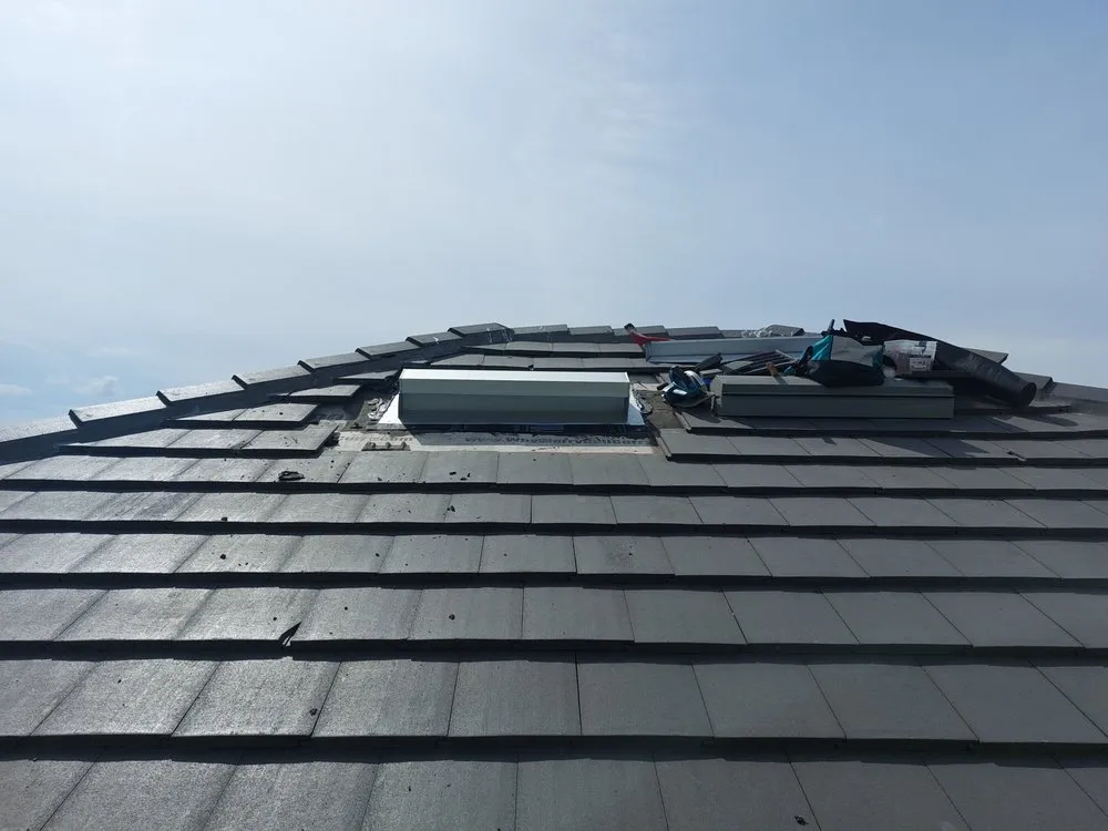 Slide of Vast Roofing Solutions