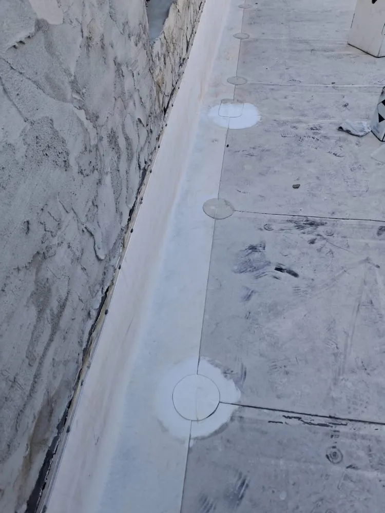 Professional residential roofing service experts serving Winston-Salem, NC - Vea Construction