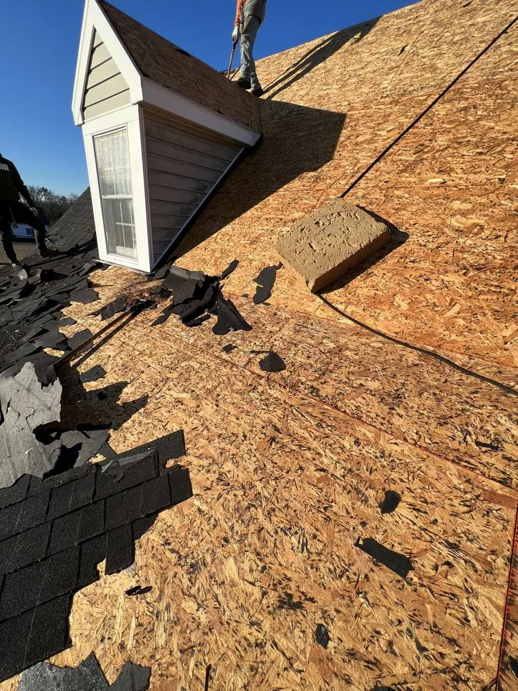 Slide of Velasquez Roofing