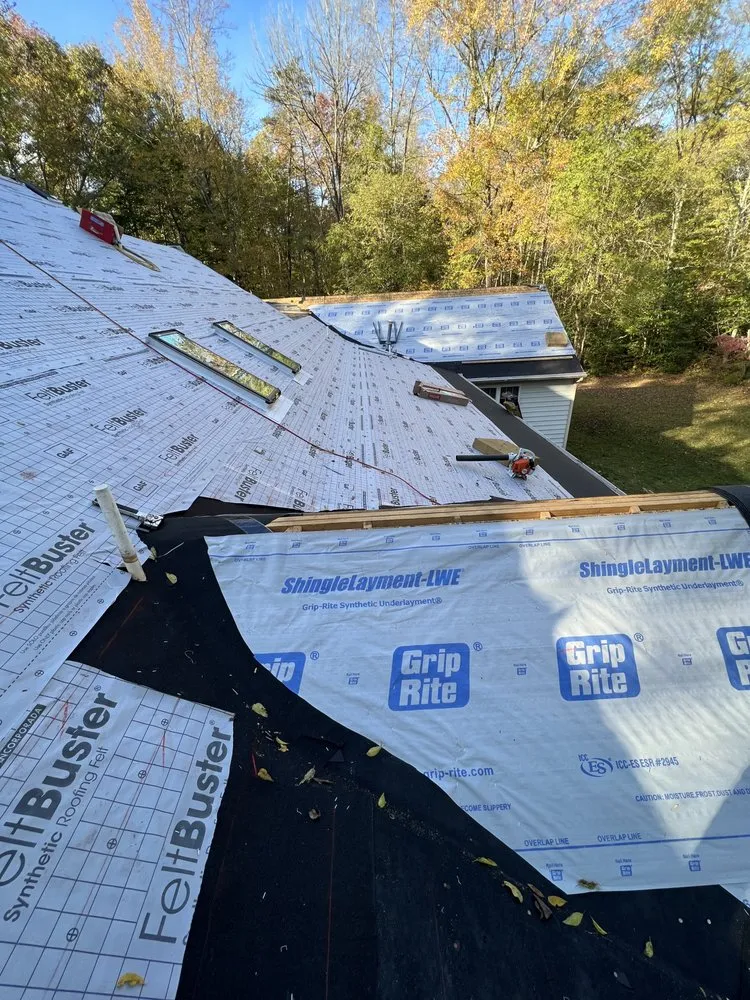 Slide of Velasquez Roofing