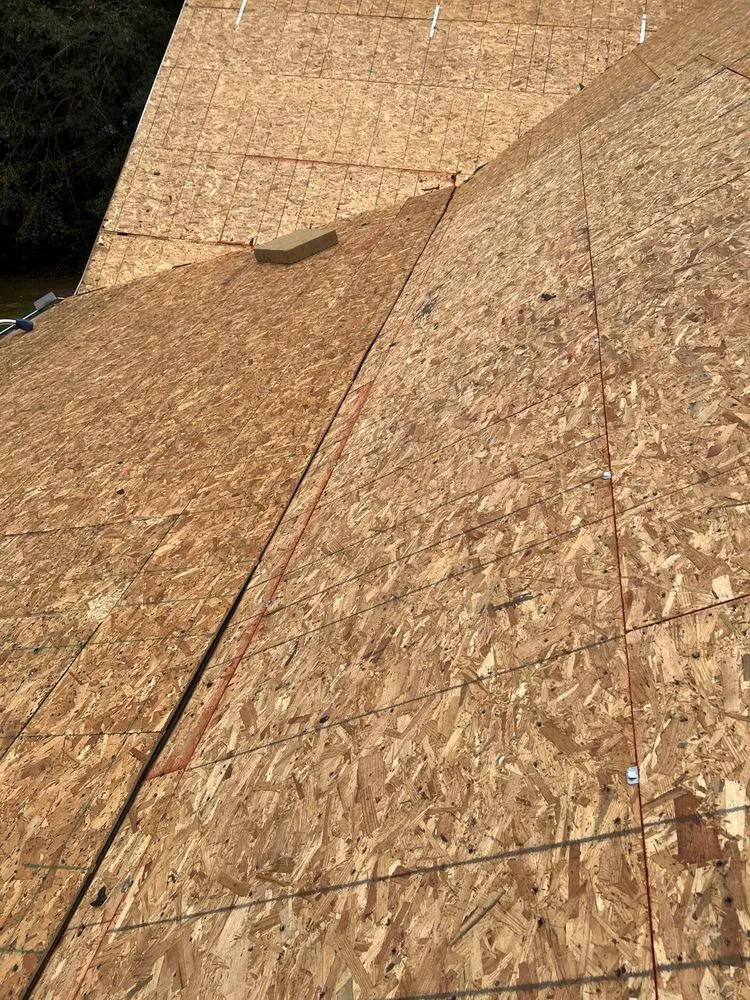 Slide of Velasquez Roofing