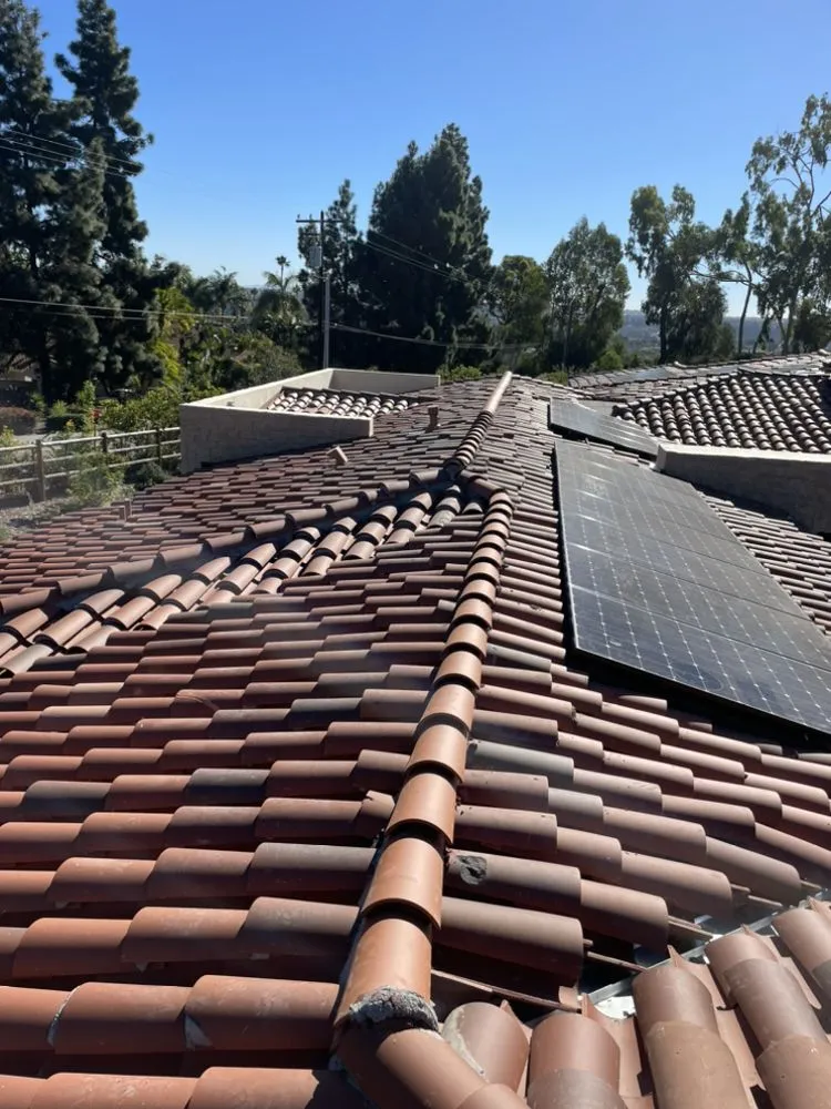Slide of Venture Roofing