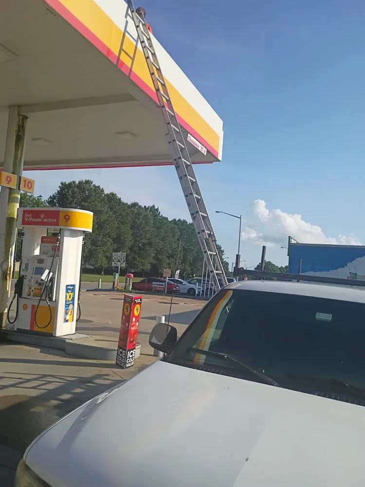 Slide of Venture Roofing