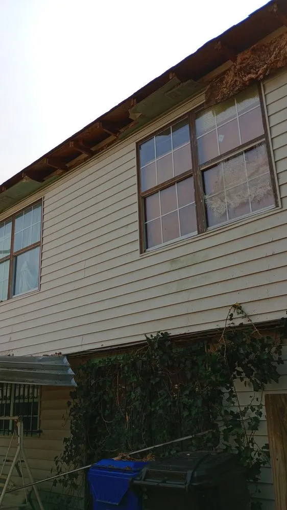 Slide of Venture Roofing