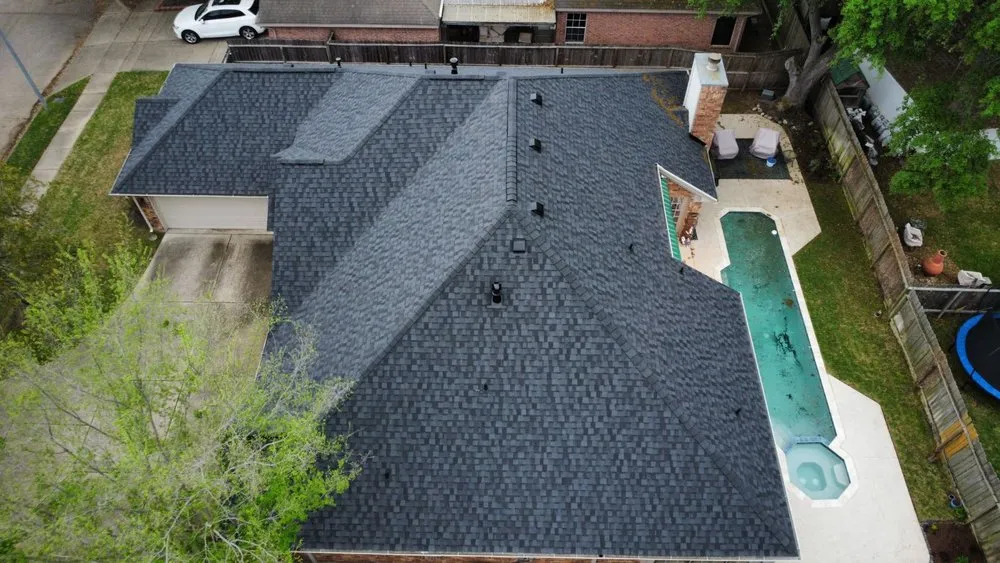 Slide of Vergara's Roofing