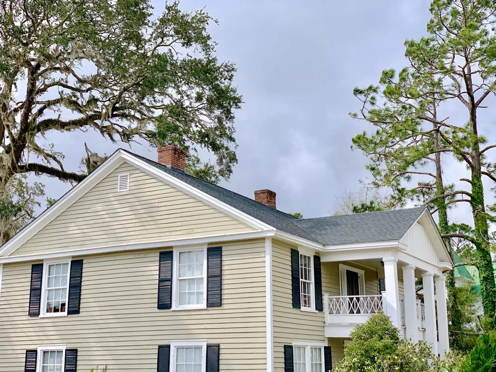 Trusted roof leak repair experts serving St Pete Beach, FL - Verified Roofing