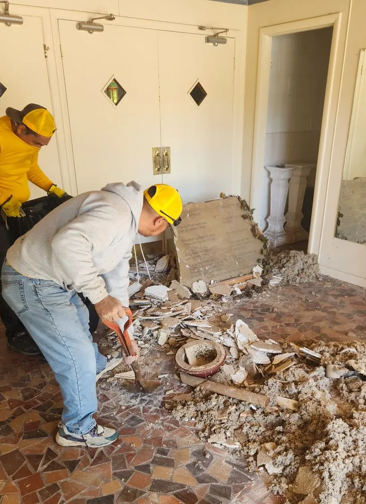 Slide of Veritas Restoration South