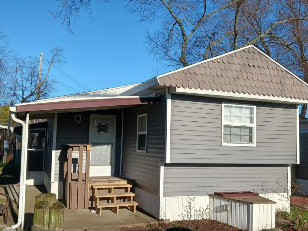 Slide of Vermilion Vinyl Home Exteriors