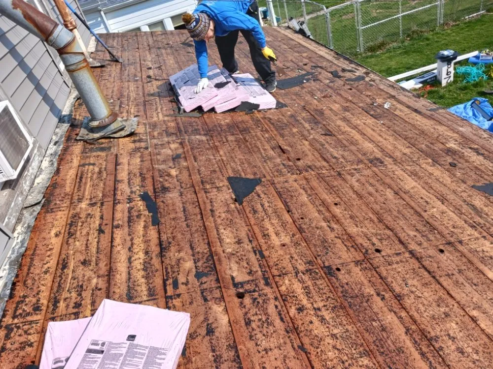 Slide of Vermilion Vinyl Home Exteriors