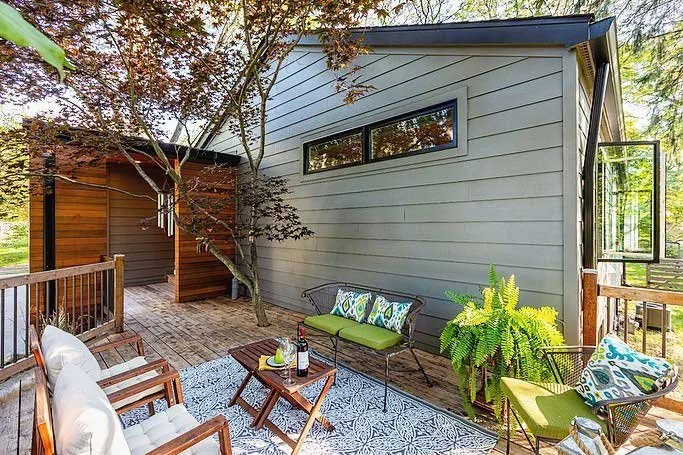 Slide of Vertex Construction