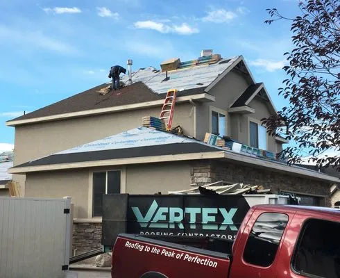 Vertex Roofing Logo