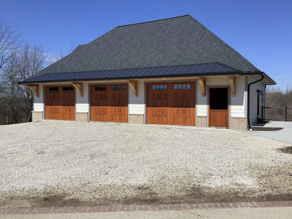 Slide of Vesel Services