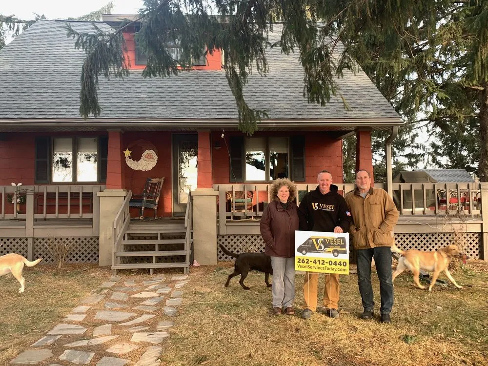 Slide of Vesel Services