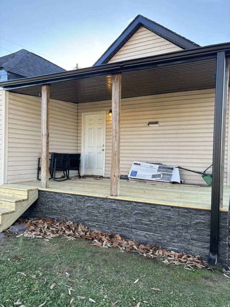 Expert flat roof repair with free inspection in Tunnelton, WV by Vest Construction