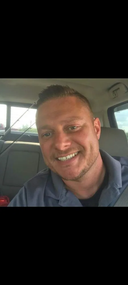 Slide of Veteran American Roofing