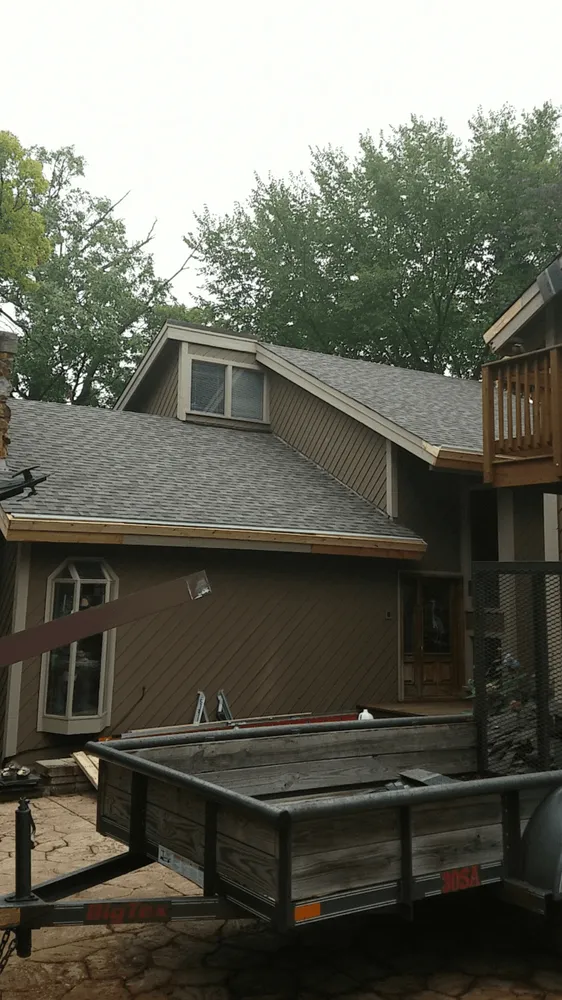 Slide of Veteran Construction