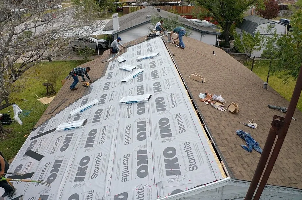 Slide of Veteran Roofing & Construction