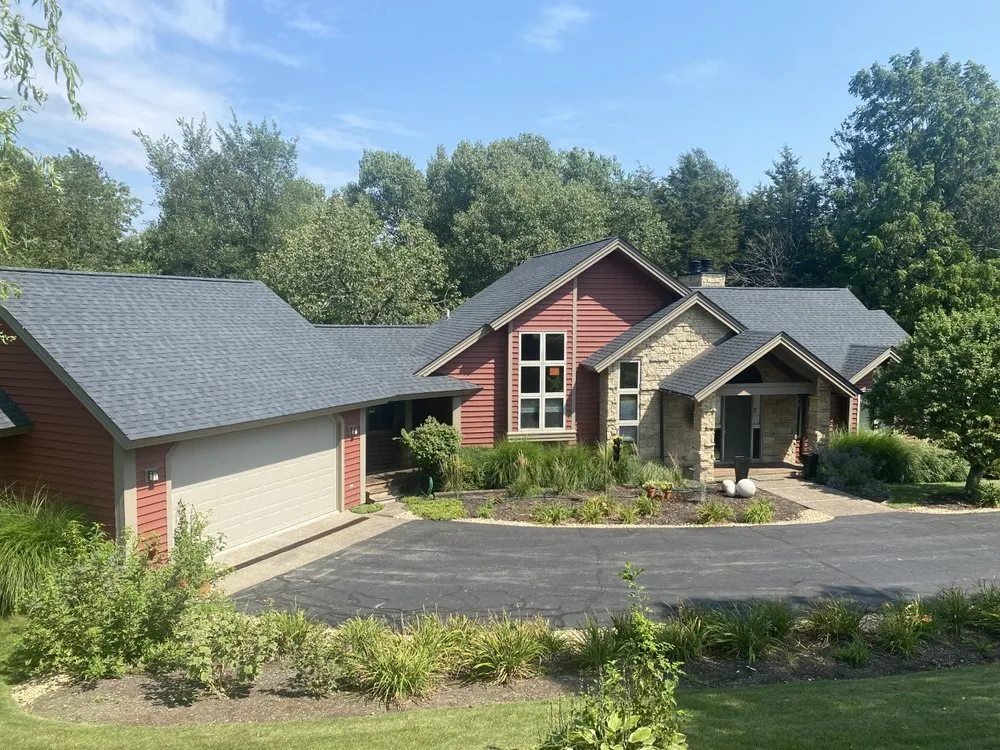 Slide of Veterans Choice Contracting