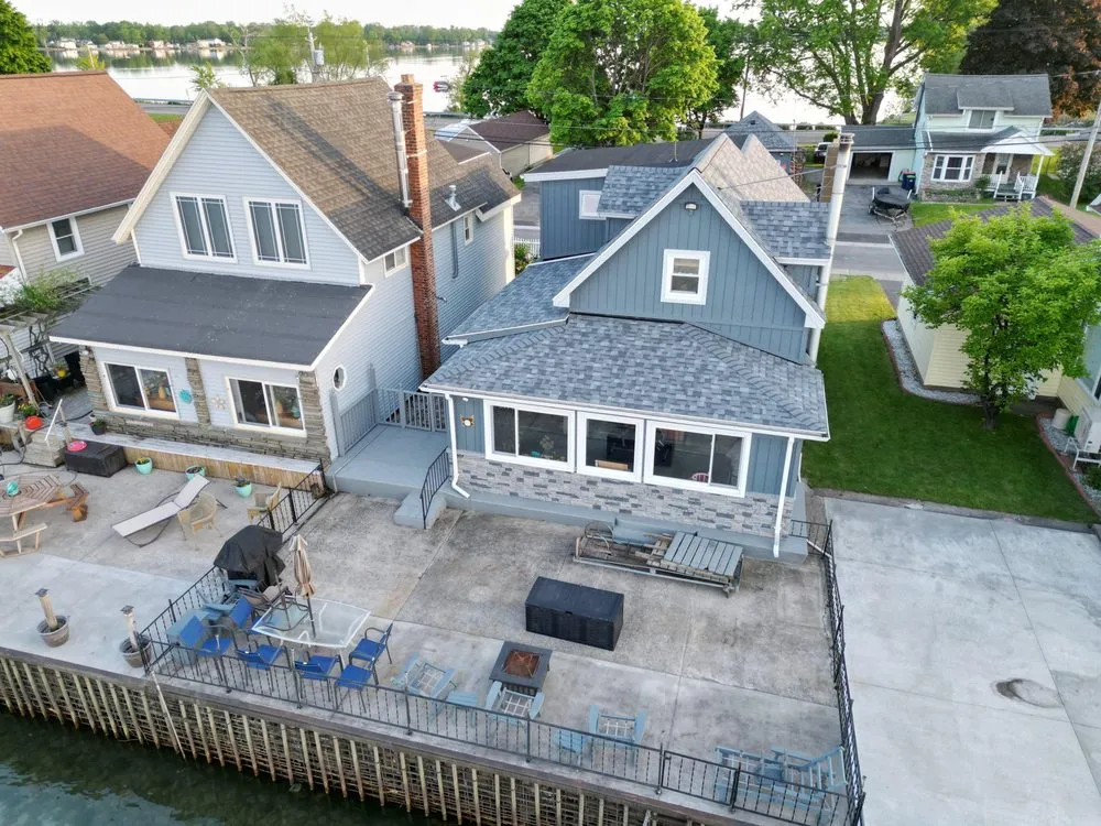 Slide of Veterans Choice Exteriors