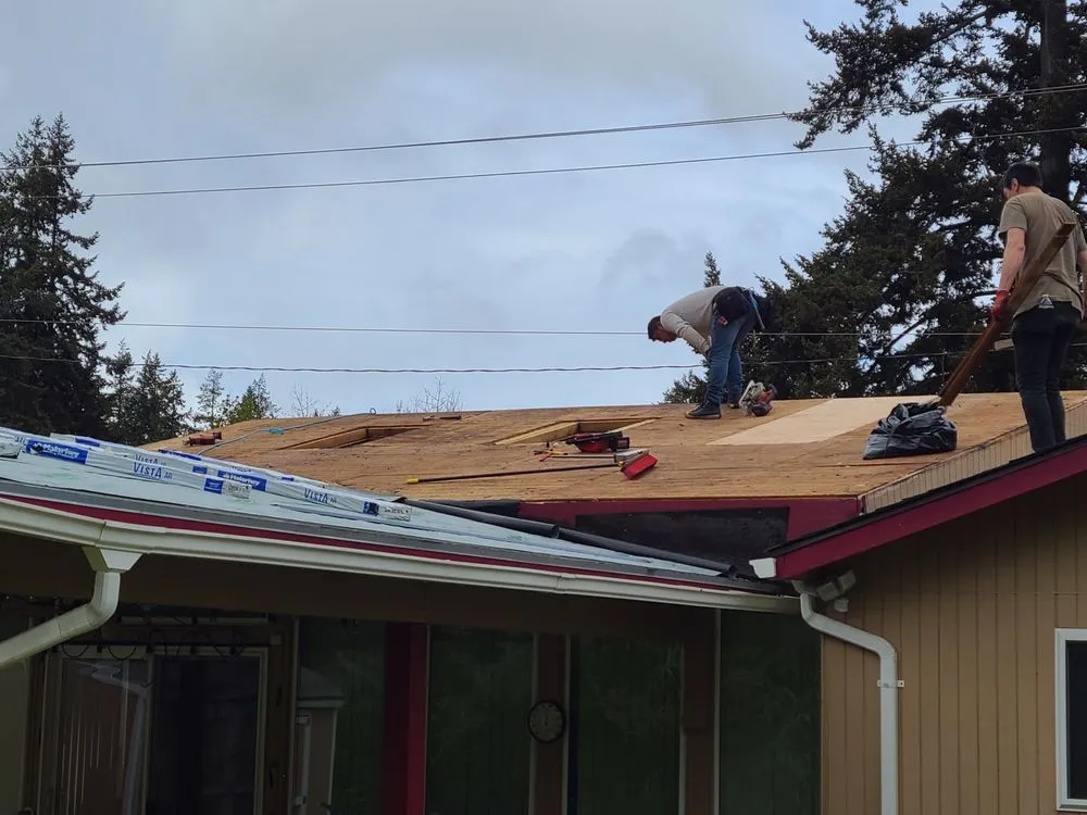 Slide of Veterans Roofing