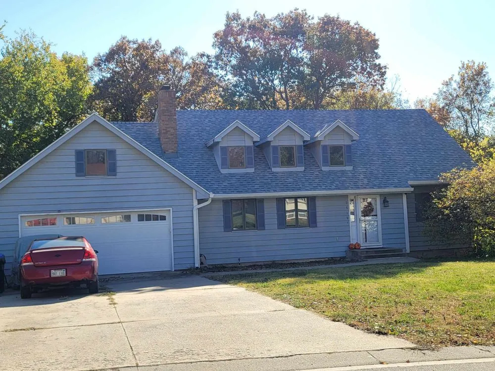 Slide of Veterans Siding and Exteriors