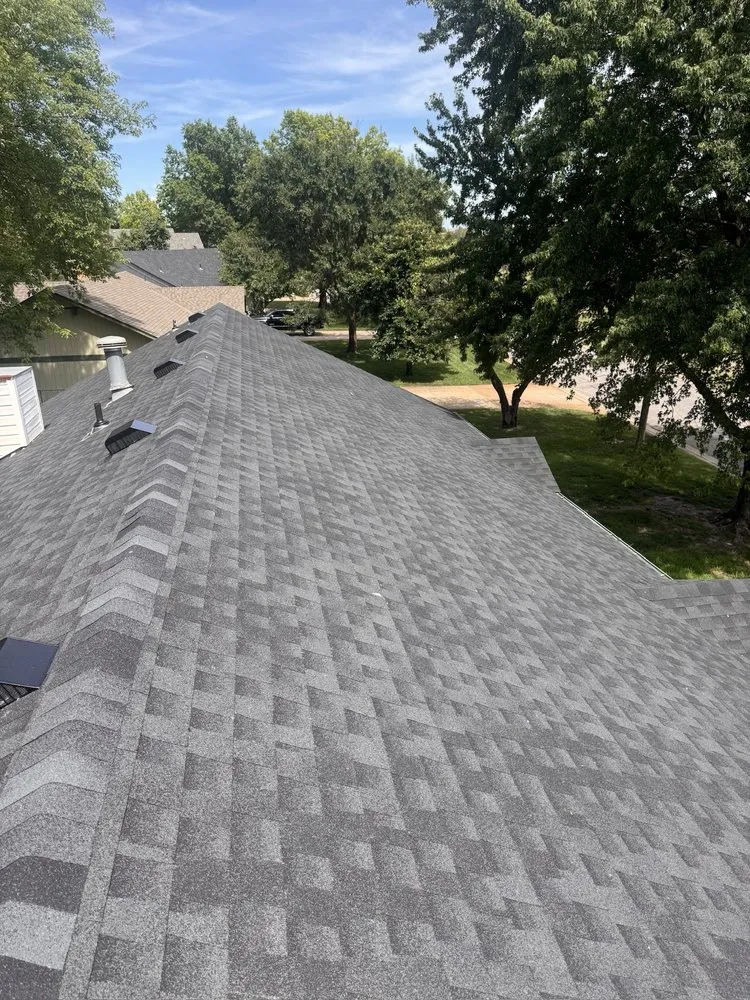 Slide of Veterans United Roofing