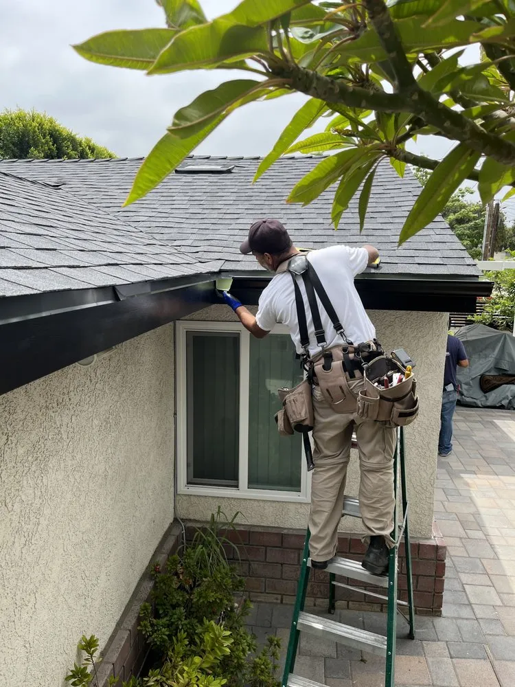 Slide of Vibe Roofing