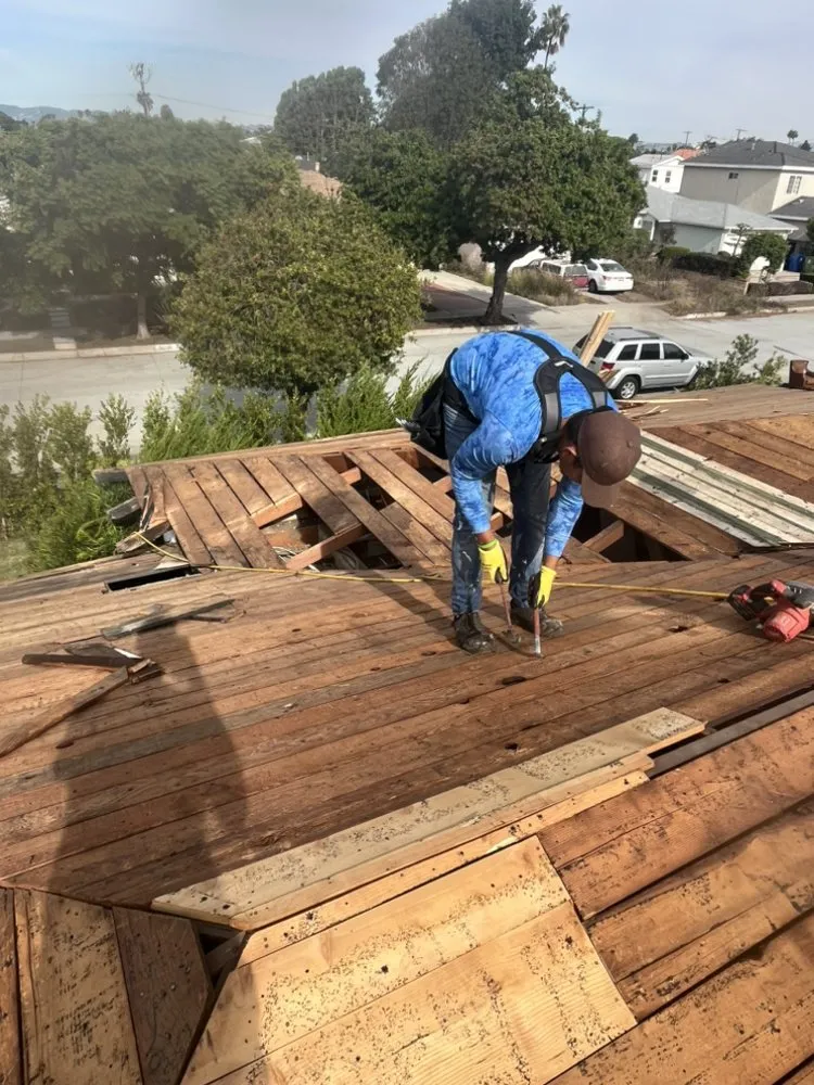 Slide of Vibe Roofing