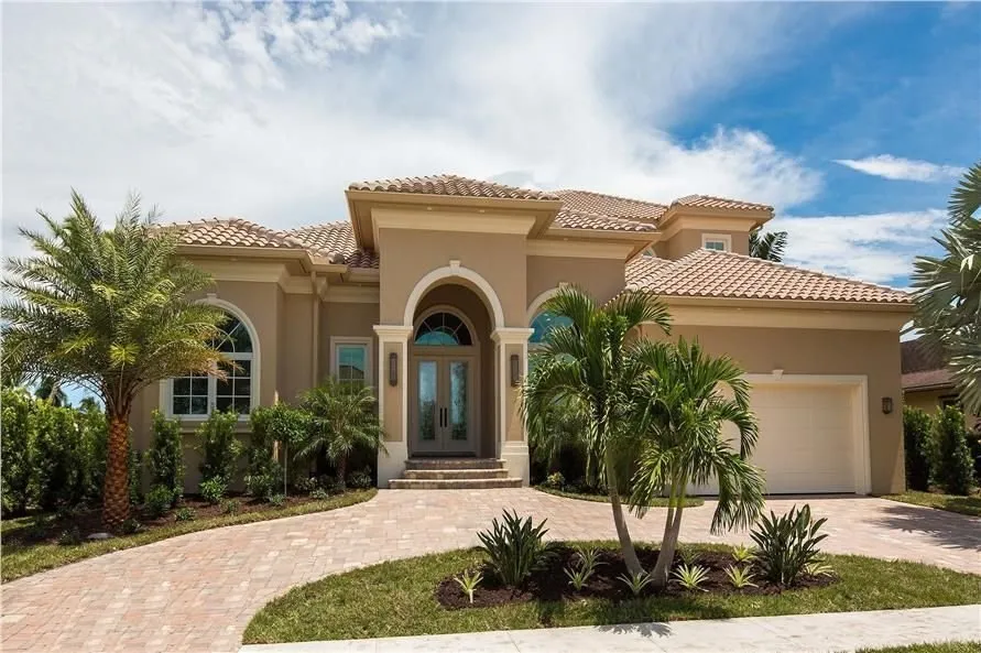 Slide of Vicente Roofing & Painting