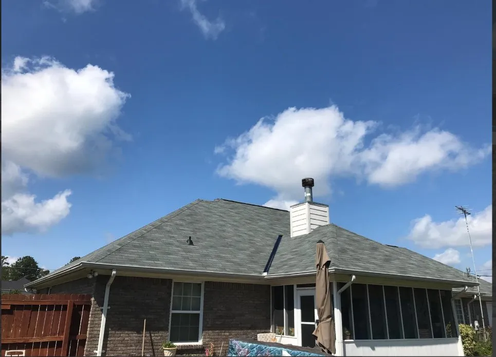 Slide of Vicente Roofing & Painting