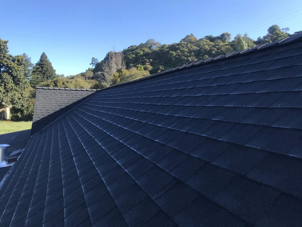 Slide of Victor A. Lopez Roofing