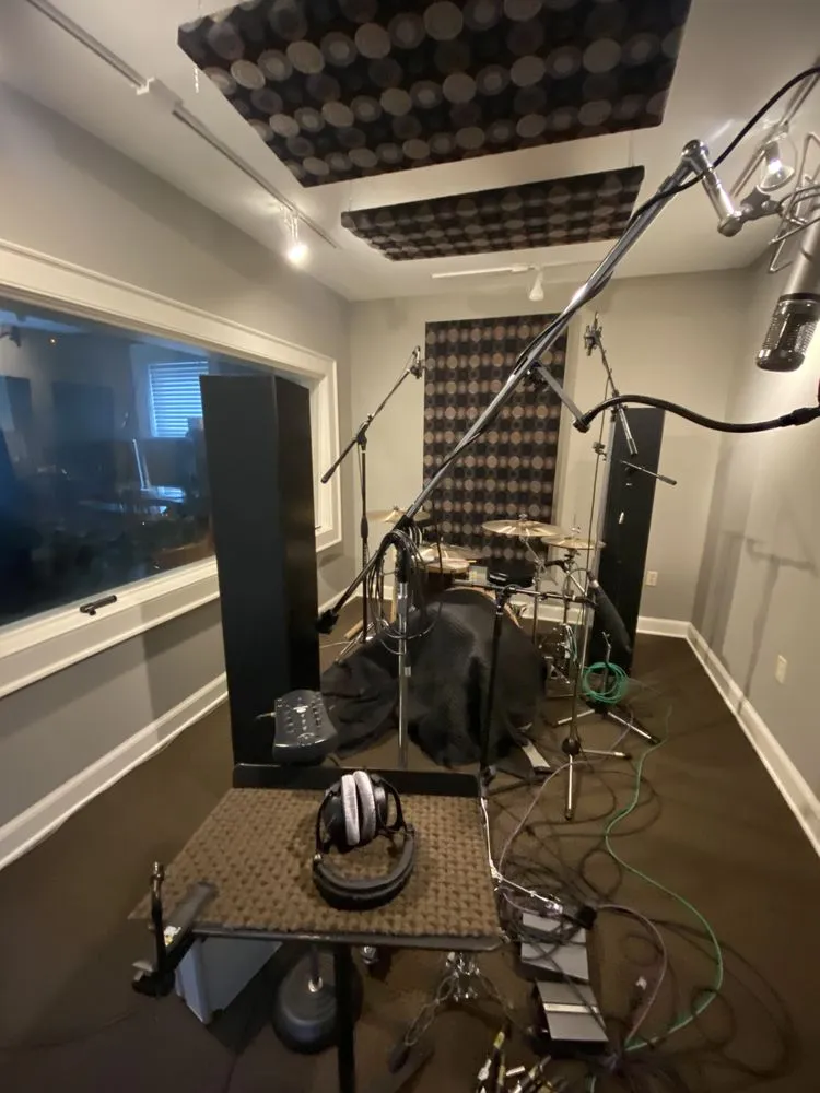 Slide of Victorious Paints