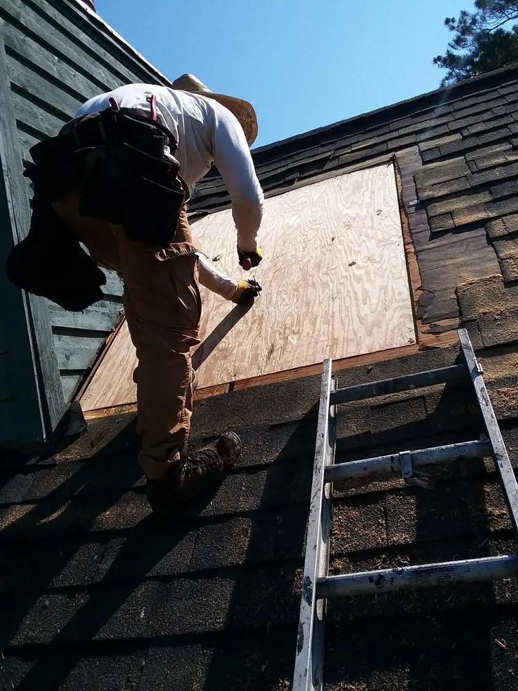 Slide of Victor's Roofing