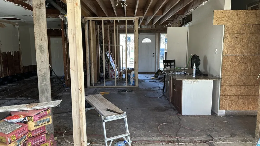 Slide of Vida Contractors Texas