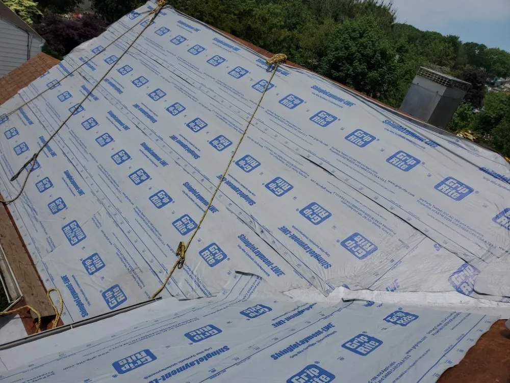 Slide of Vidal Roofing