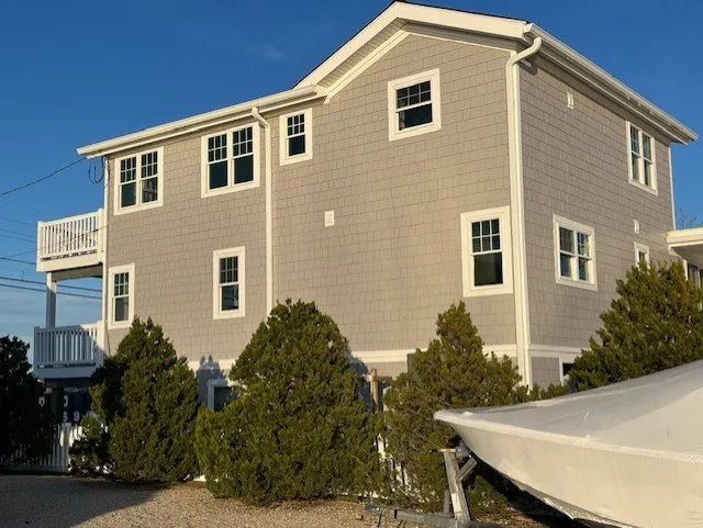 Professional shingle roofing service in Ivyland, PA - Viking Exteriors