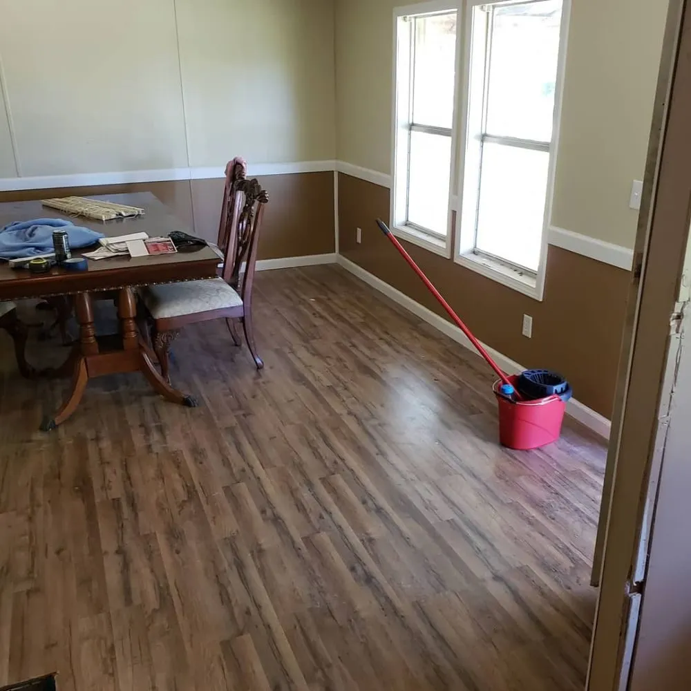 Local storm damage roof repair experts serving Thaxton, MS - VIking Remodeling and Siding