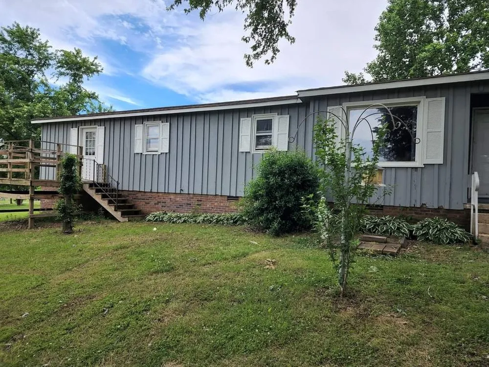 Slide of Viking Renovations