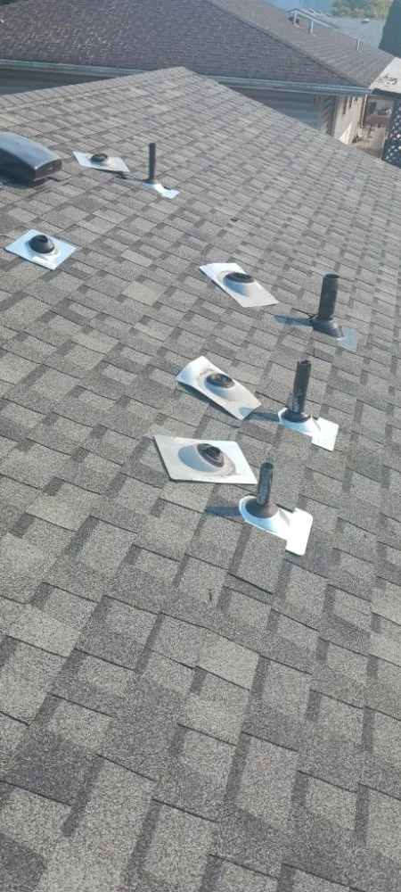 Slide of VillaNew Roofing and Construction